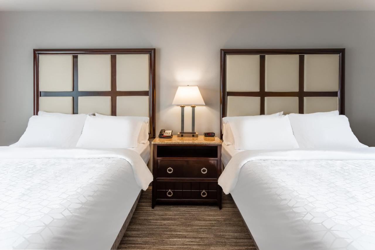 Holiday Inn Express - Albert Lea By Ihg Zewnętrze zdjęcie