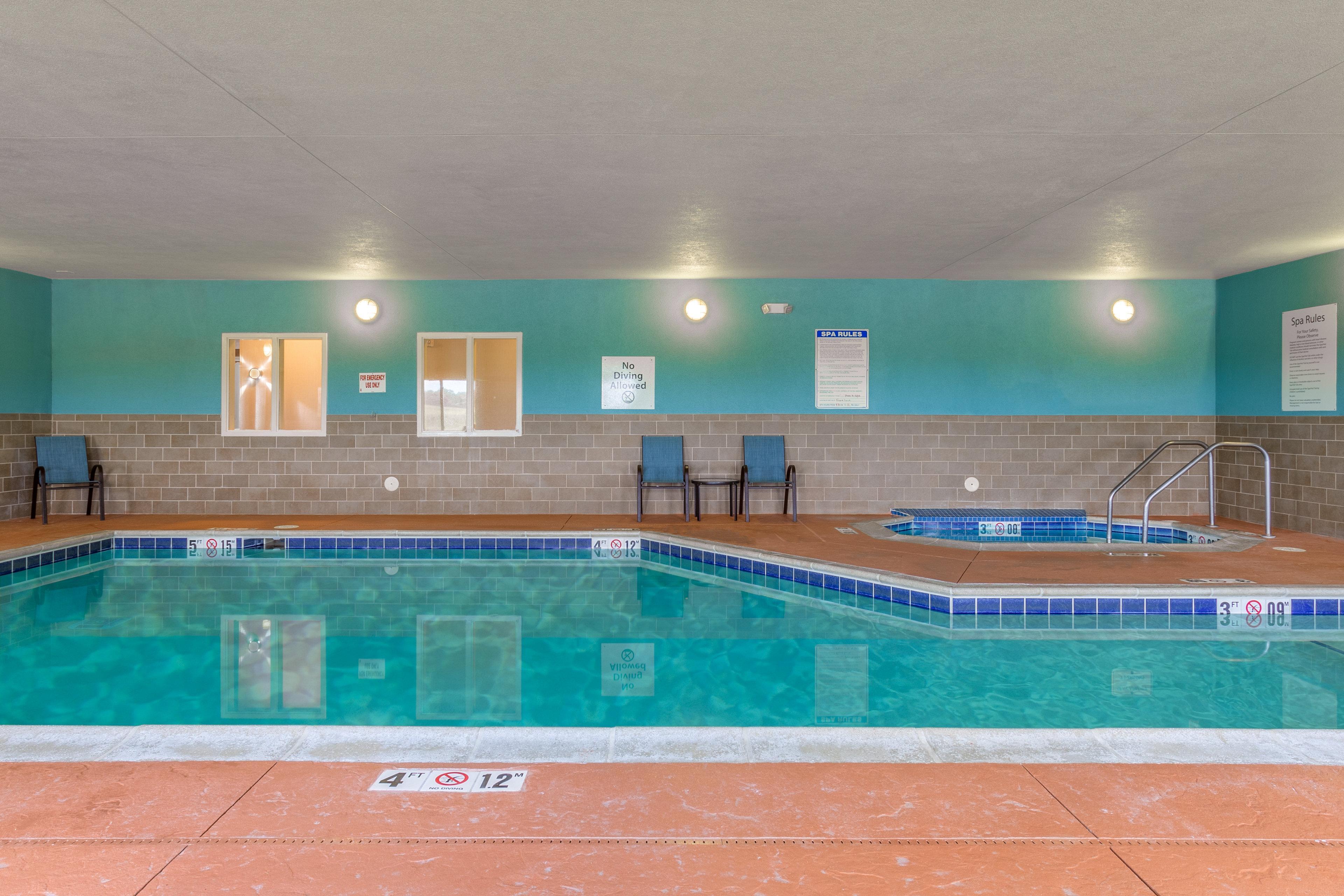 Holiday Inn Express - Albert Lea By Ihg Zewnętrze zdjęcie